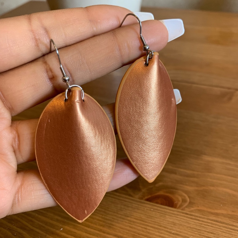 Teardrop Earrings.